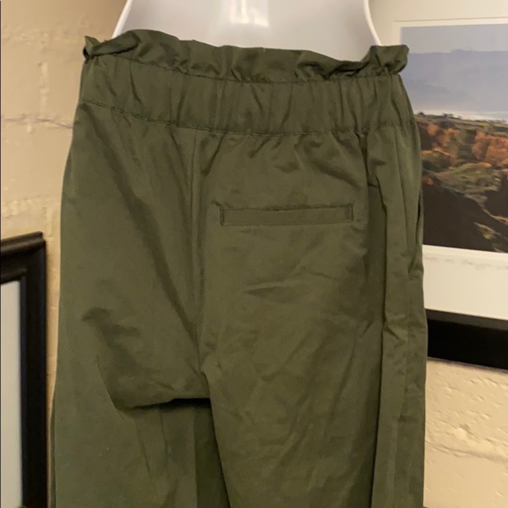 NWT UrbanOutfitters HighWaist Cargo Pants Green XS - Picture 3 of 6